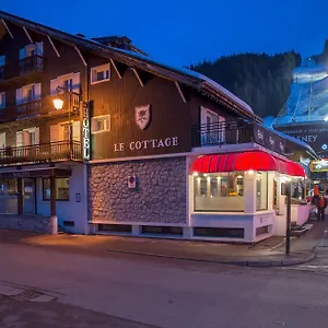** Hotel Le France