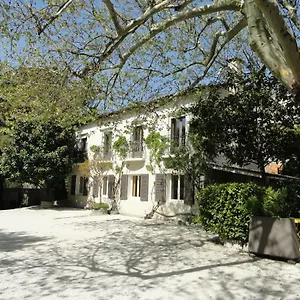 2* Hotel De L'île